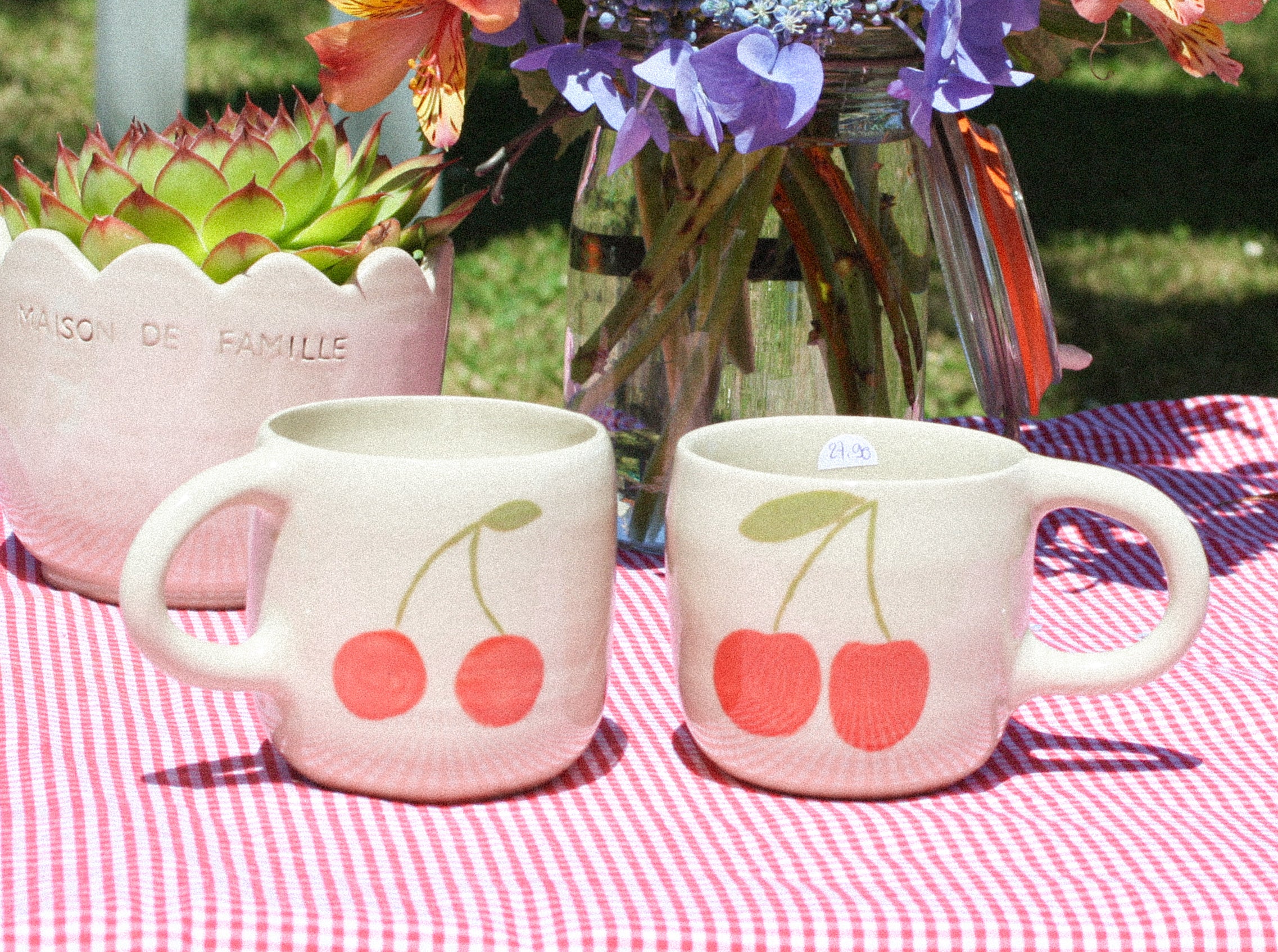 Tasse cerise