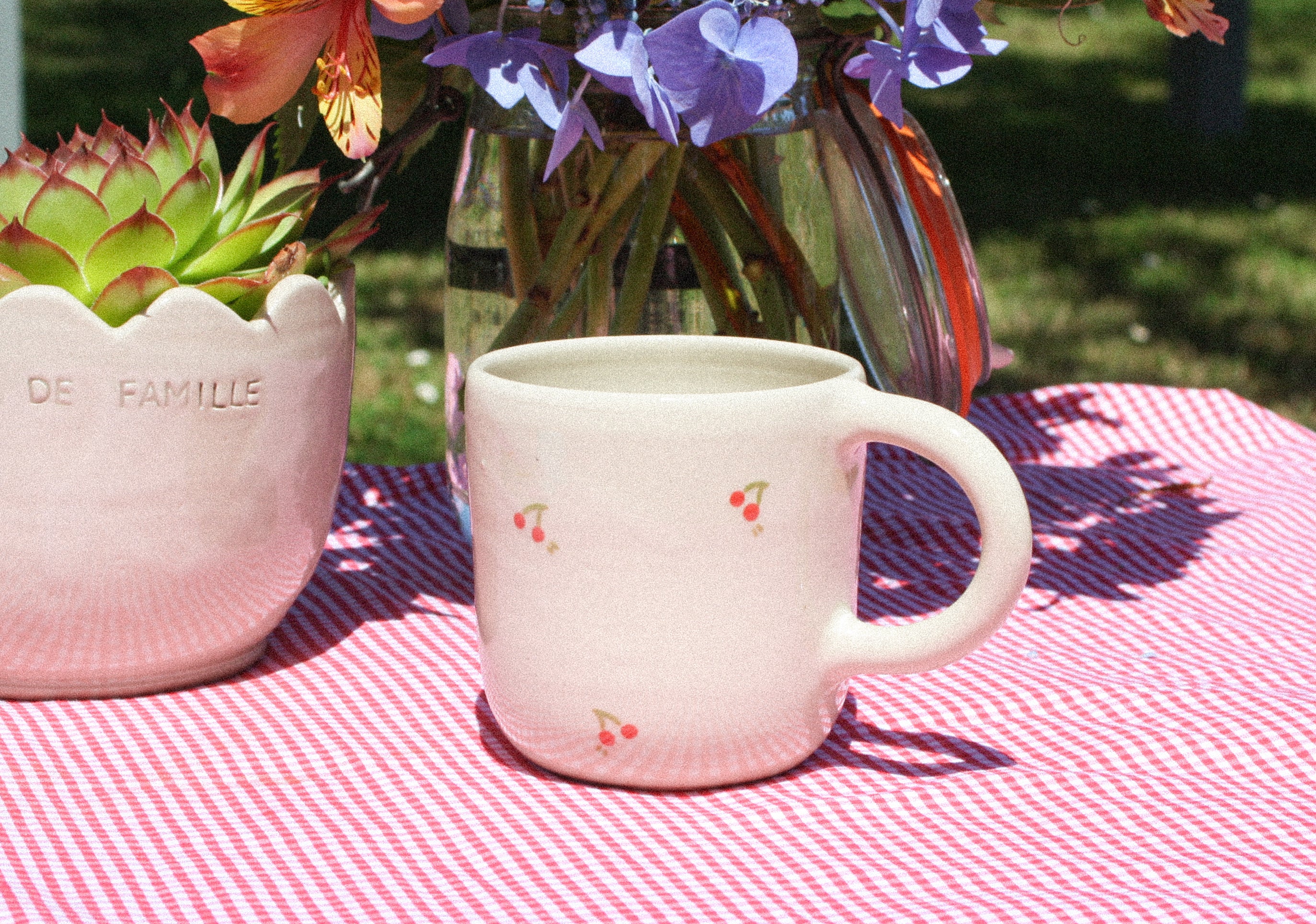 Tasse cerise