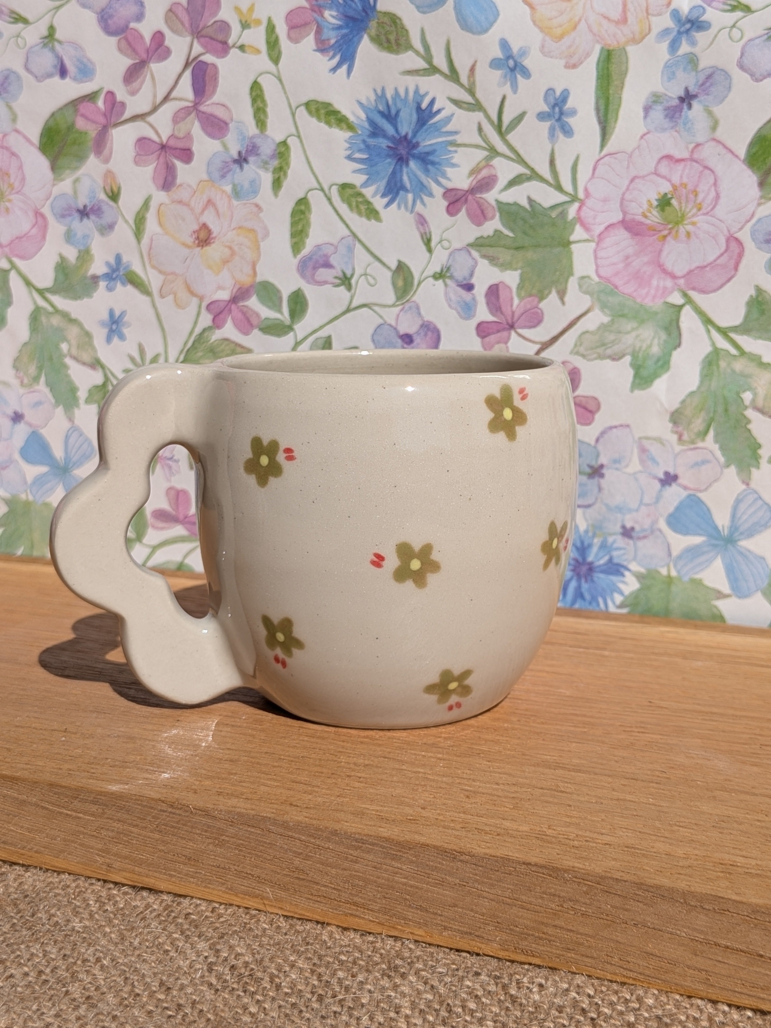Tasse petites fleurs - moyen modèle